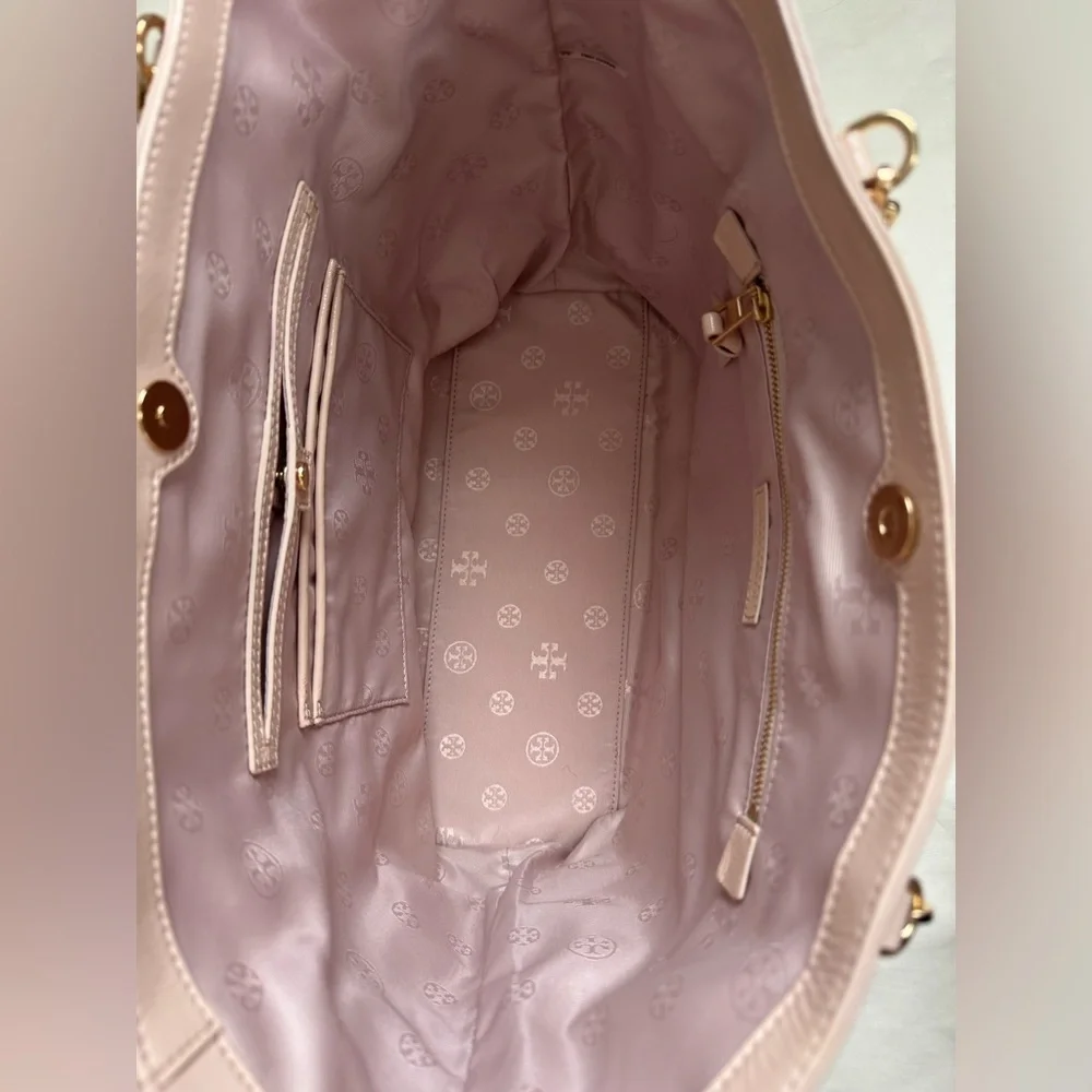 Tory Burch Light Pink Tote Bag EUC Light Oak Charlie Patent Tote Leather
